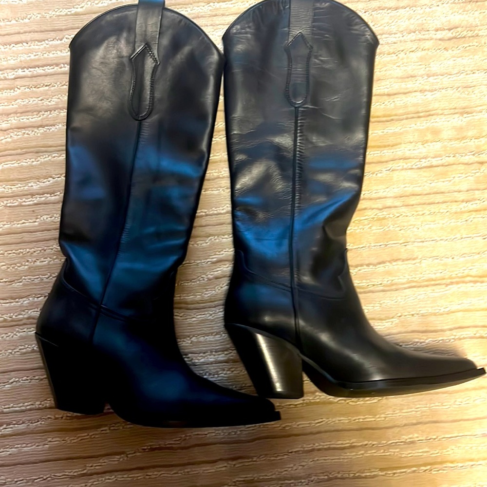 Total boots